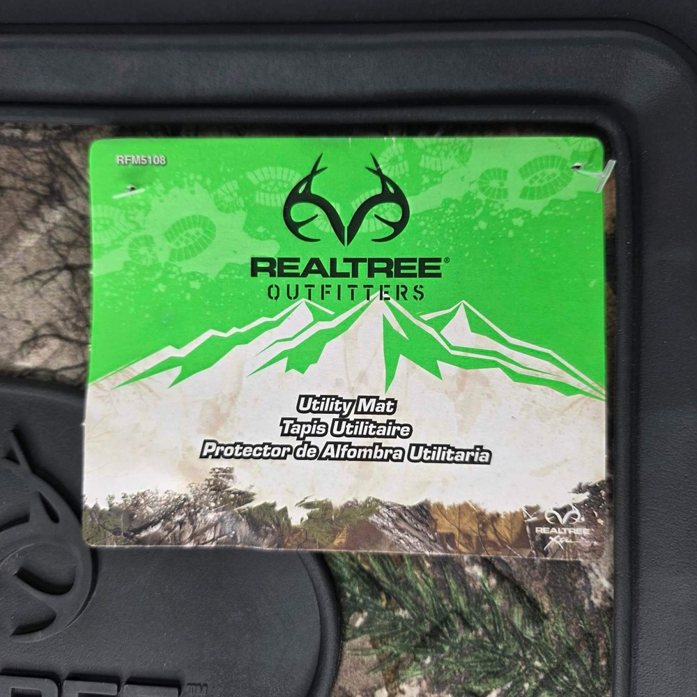 Realtree Outfitters Utility Camo Floor Mats Set of 2 Universal Fit Car Track Mat - Picture 4 of 10
